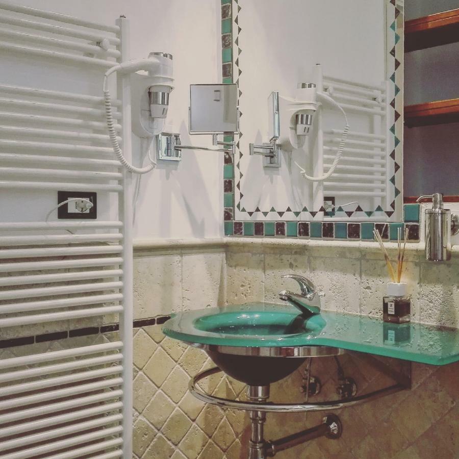 Bed and Breakfast Largo Fileni 7 San Benedetto del Tronto Exterior foto